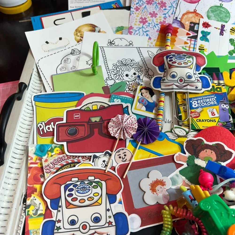 Toy Box Create Kit - Picture 2 of 4